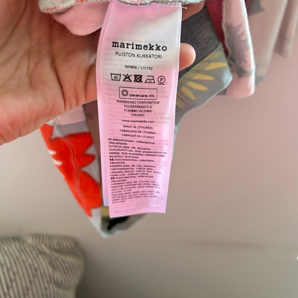 Marimekko Virran Kukkatori Women Top size Large - MSRP 295$ - Picture 3 of 7